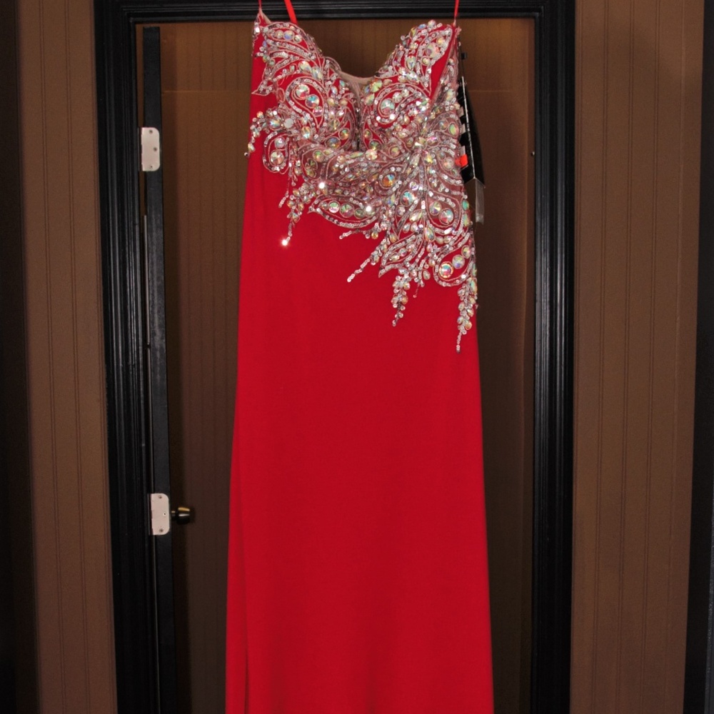 Nina Canacci red/silver prom dress